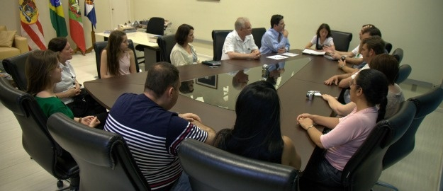 FURB entrega carta de reconhecimento ao Enloucrescer