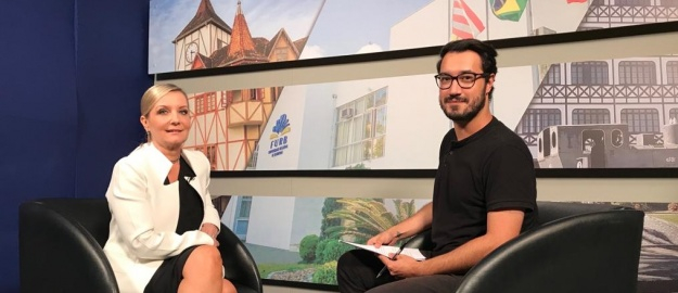 Entrevista com Sandra Krieger estreia 15 Minutos na FURB FM