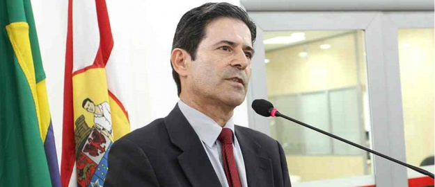 Reitor da FURB fala na Câmara de Vereadores