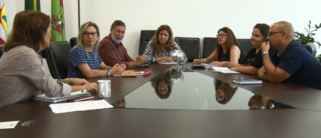 Reitora recebe secretário de Desenvolvimento Social