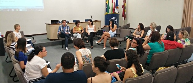 Serviço Social debate formação profissional na região