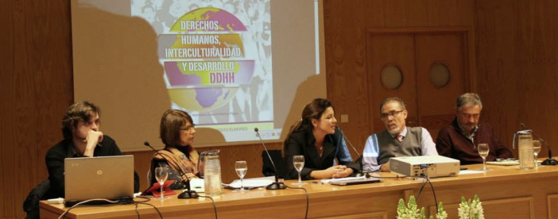 Professora da FURB palestra em evento internacional
