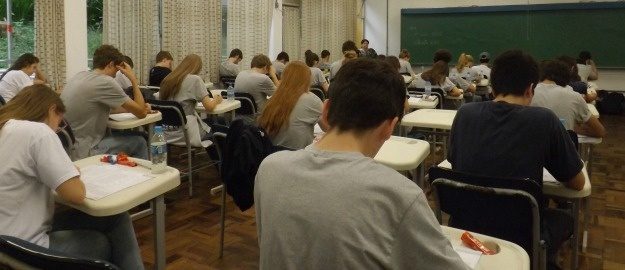 ETEVI realiza simulado para o ENEM