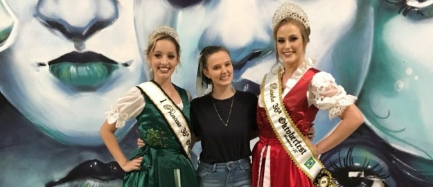 Curso de Moda reedita concurso de traje típico para a Oktoberfest