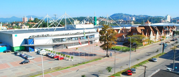 FURB e Parque Vila Germânica assinam convênio de cooperação técnica