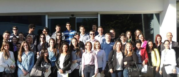 Estudantes conhecem o dia a dia da Fazenda e do CRC