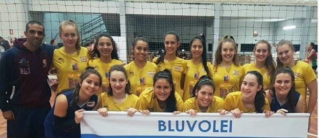 Bluvôlei conquista quarto lugar em torneio internacional