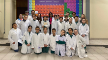 Estudantes do Ensino Básico exploram a ciência em visita ao Laboratório de Química da FURB