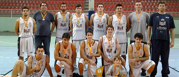 Equipe masculina de basquete de Gaspar retoma os treinos para Jogos Abertos  - TV Gaspar